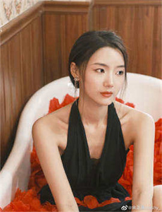 二懒子老婆哭的视频-影音先锋中文AV资源网